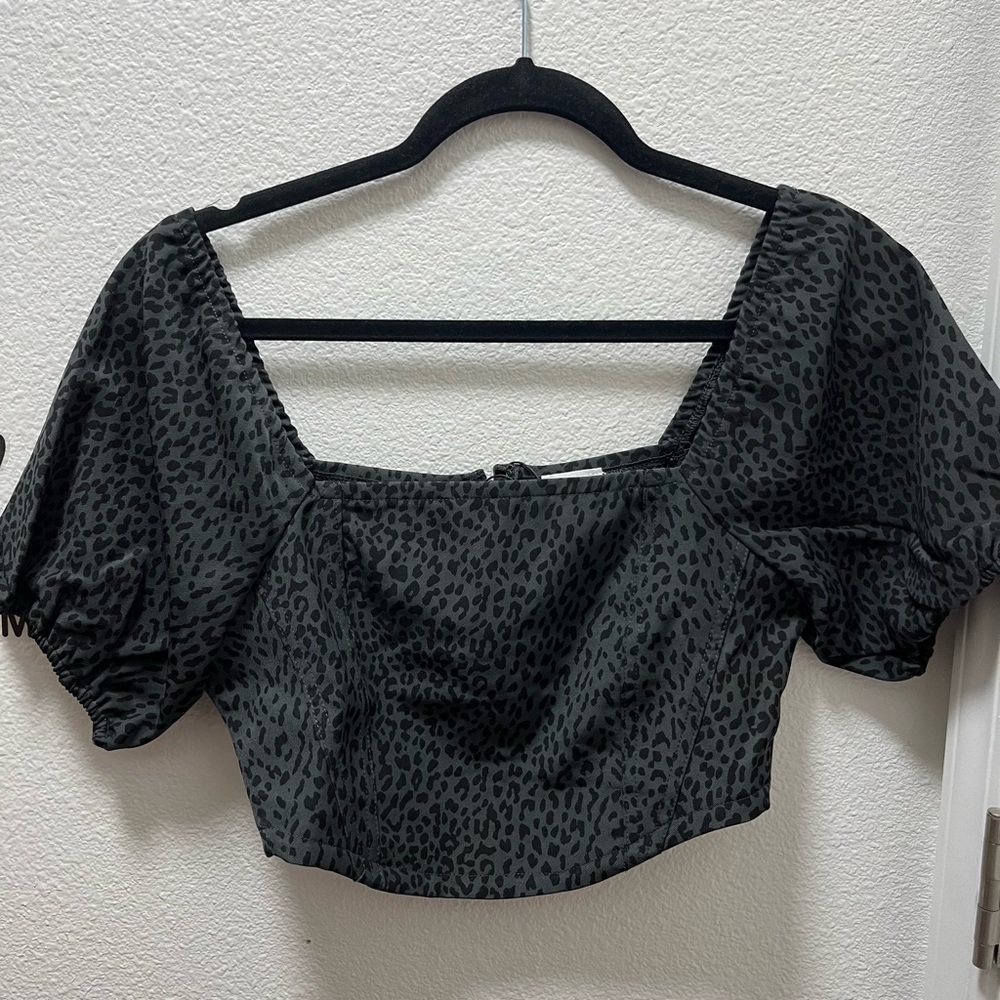 Le Lis Black Leopard Print Blouse